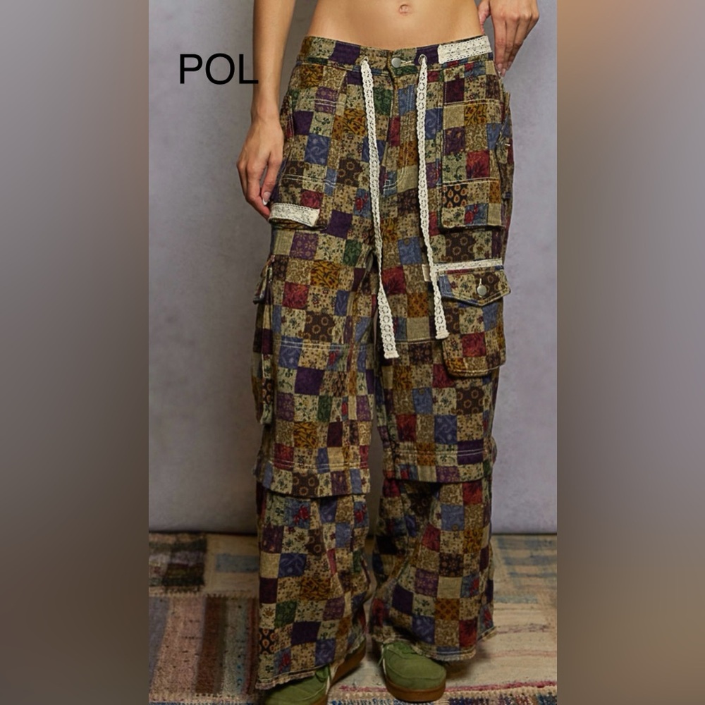 BPB218-1🤎🖤POL perfection in Patchwork Wide Leg Pants w/mukti-color square mosaic